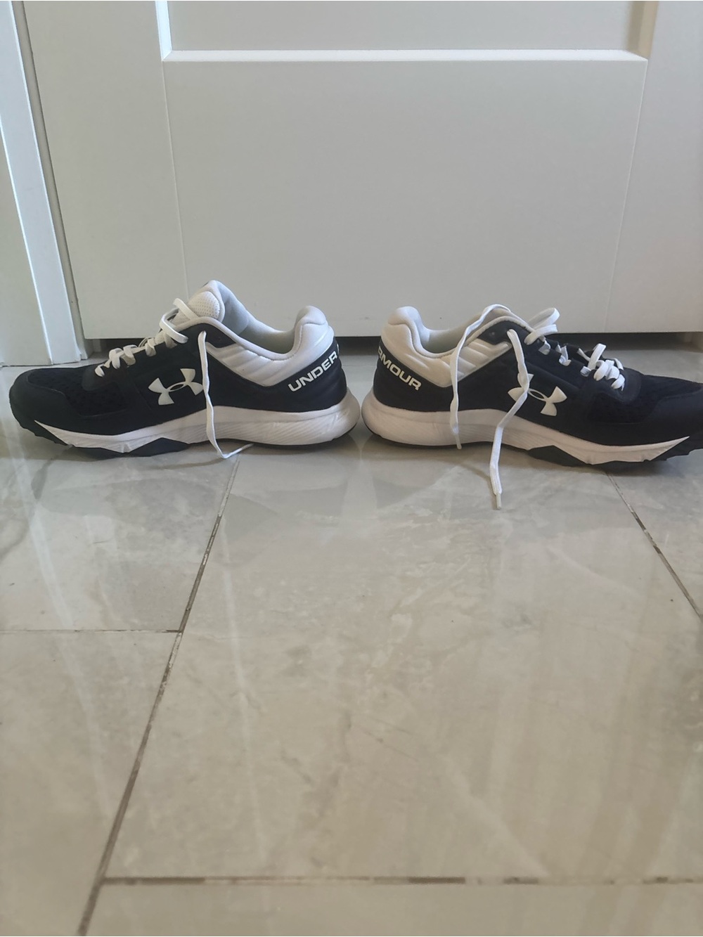 Under Armour White Athletic Sneaker with Branded Tongue Label